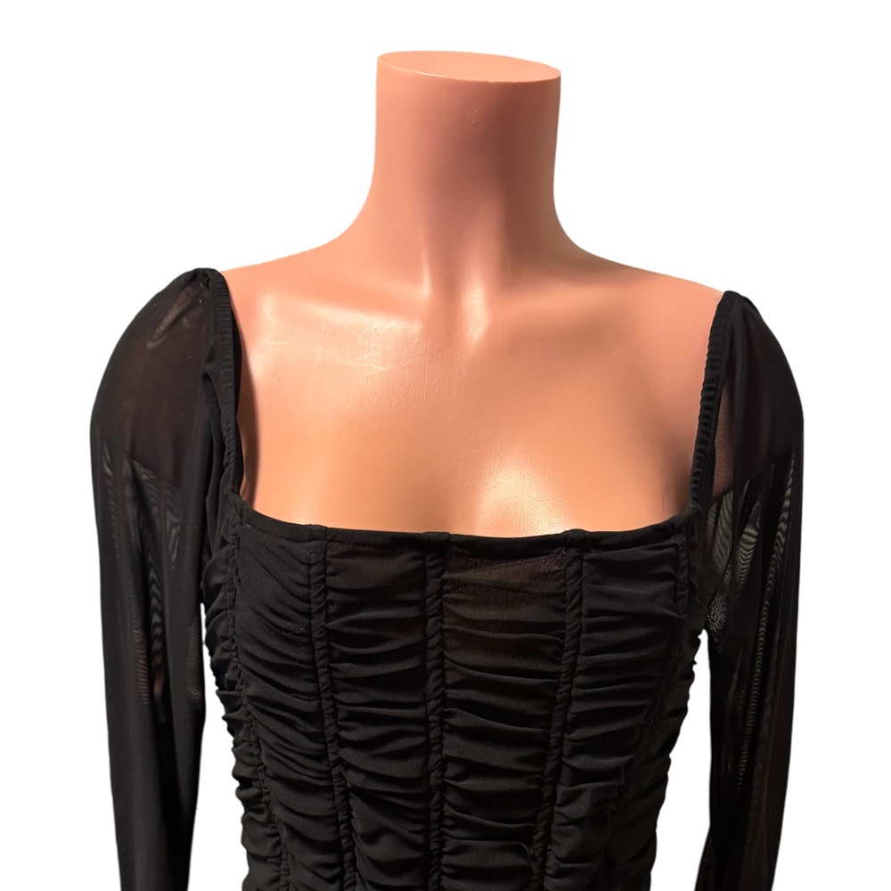 Elegant Black Ruched Long Sleeve Top